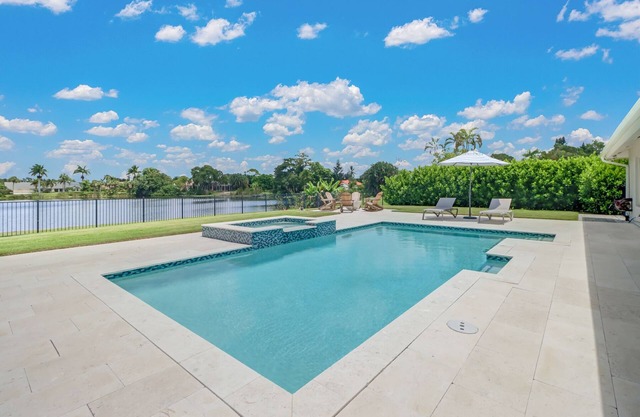 Charming 3BR Lake Home w/ Pool, Hot Tub & Fire Pit