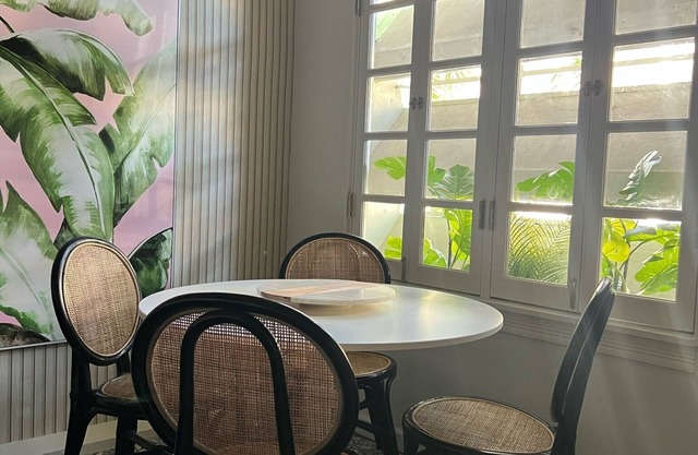Tu Refugio de 4 Habitaciones en el Centro de Condado