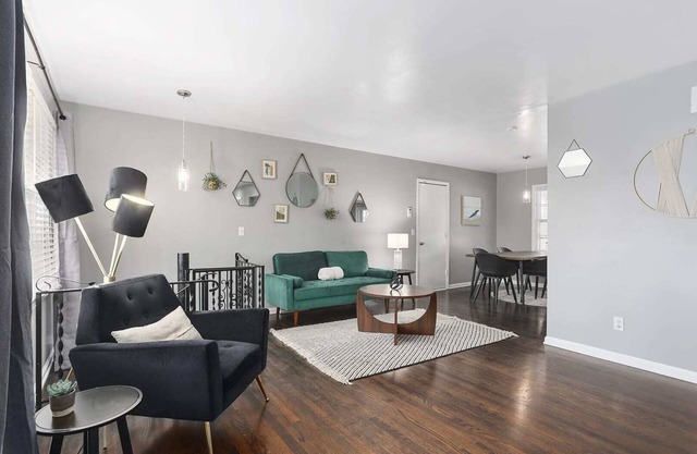 Home Away from Home|4BR|Fenced Yard|King Beds|WiFi