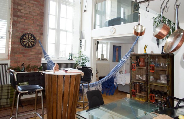 Charming Apartment in Greater London - 70 m² - Pets Allowed