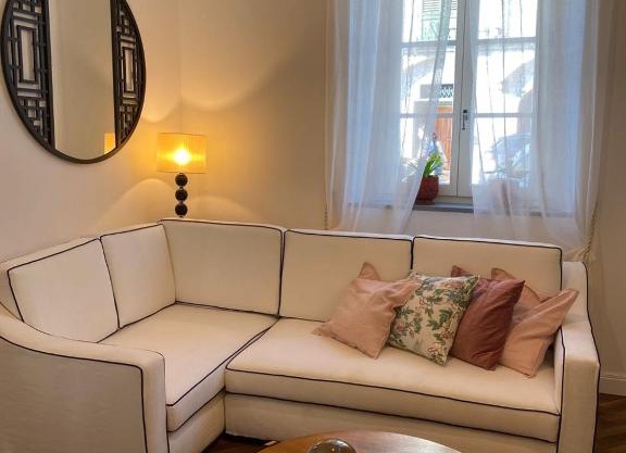 Charming Apt in San Frediano