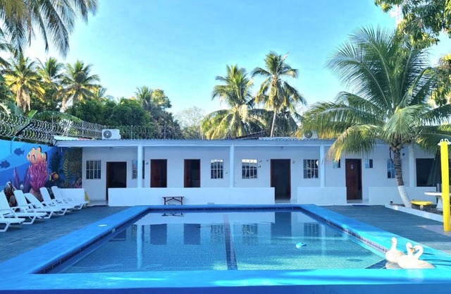 Charming bed & breakfast with 3 bedrooms and WiFi, AC in enjoyable San Diego
