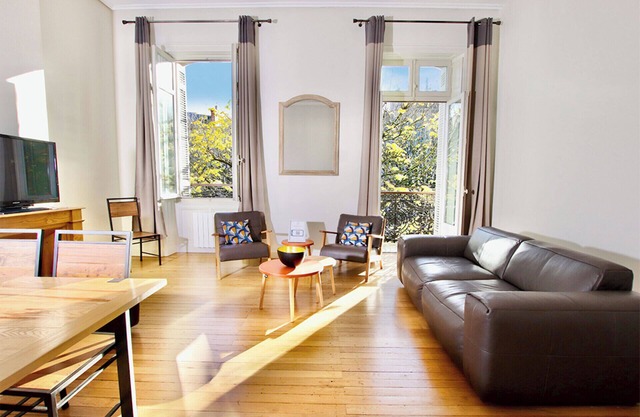 Magnífico, luminoso y encantador apartamento T3 en los Quinconces, para 4