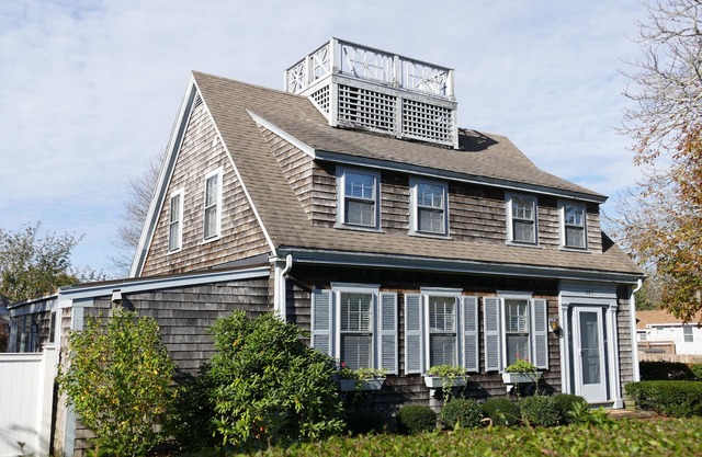 Encantadora Cape House, recientemente renovada, a pie de playas, Hyannis Harbor, y más.