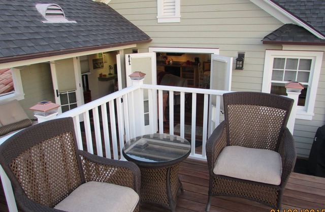 Encanto Coronado Carriage House