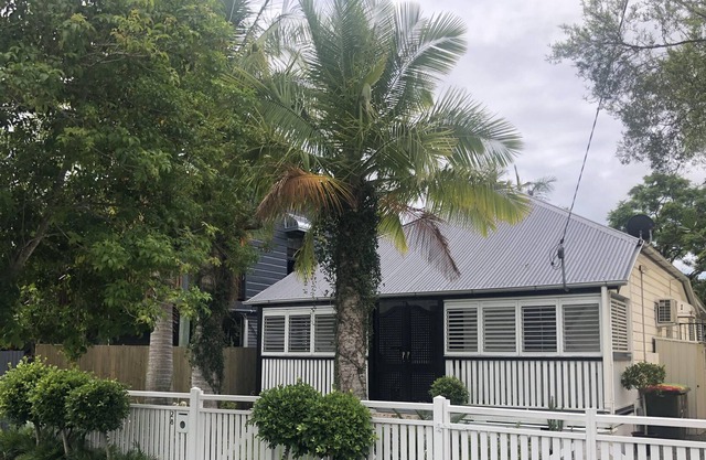 Charming cottage with backyard and close to everything