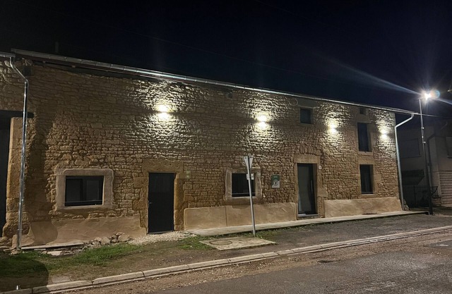 Encantadora casa de campo con terraza y jardín - 2 apartamentos renovados