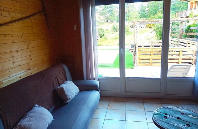 Encantador Apt 3 Piezas, 6 Pers, Parking privado, BBQ, TV Satélite