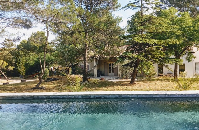 NUEVO Encantadora casa con piscina en el parque natural de los Alpilles