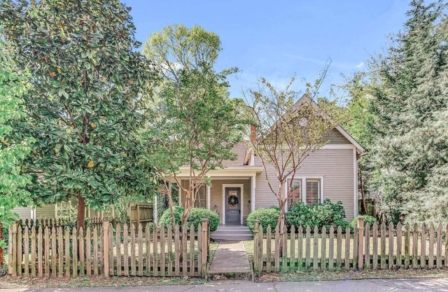 Charming Historic Home / Walk to 12 South