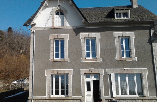 Casa con encanto en un pueblo típico, muy cómodo y totalmente equipado