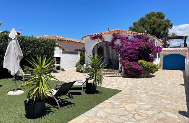 Hermosa Casa Individual con Jardin y Terraza