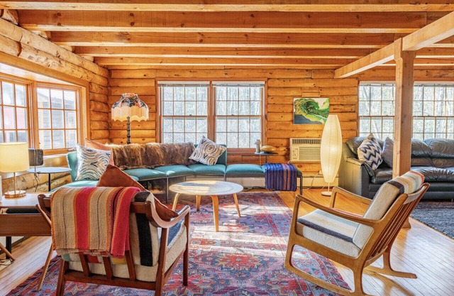 Charming Hygge Catskills Cabin