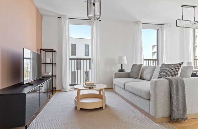 Charming Leopoldstadt 2BR w/ Gym & Loggia, near U2, by Blueground