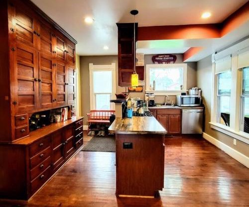 Charming Restored 1891 House