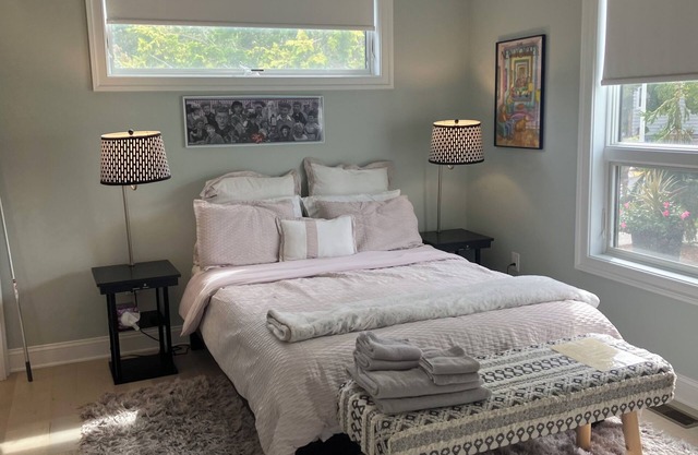 Charming Room in Downtown Rehoboth Beach
