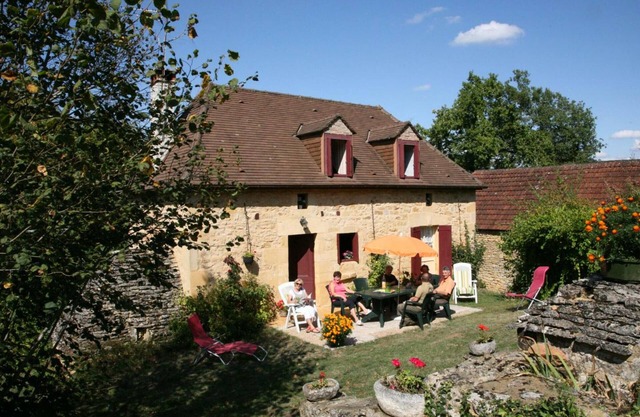 Casa rural aislada con jardín, chimenea y Wifi, cerca de la Dordogne y Sarlat