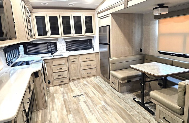 Charming RV in Fantastic Beaufort with AC, WiFi