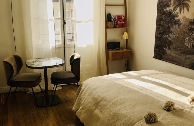 Encantador estudio entre Abbesses y Place du Tertre