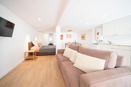 Charming Studio of a22 w option breakfast