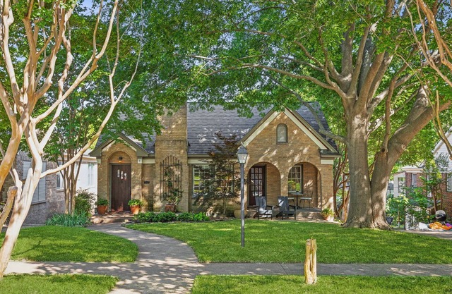 Charming Tudor in East Dallas Neighborhood