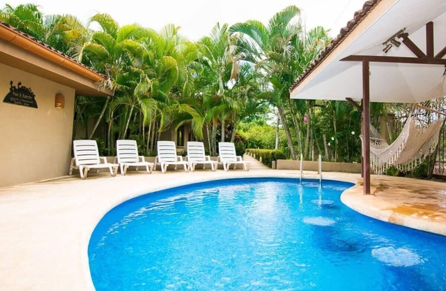 Encantador y tranquilo condominio en La Carolina, perfecta escapada tropical.