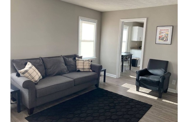 Charming updated home in the heart of Speedway
