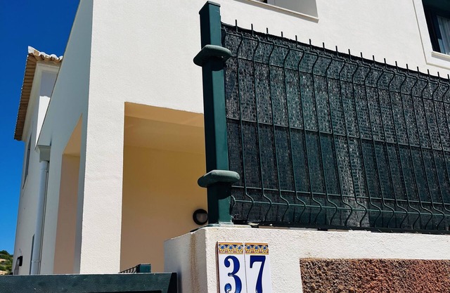 Encantadora villa en el Algarve con piscina privada cerca de la playa (13650AL)