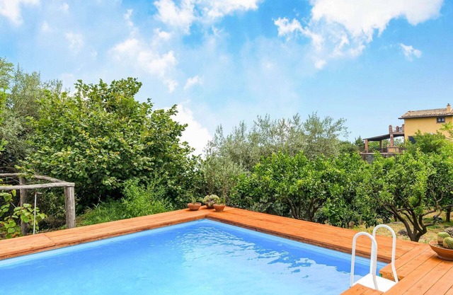 Villa que admite mascotas con piscina