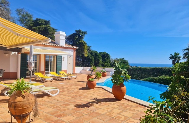 Villa Doce Vida con piscina, magníficas vistas al mar, a minutos de la playa