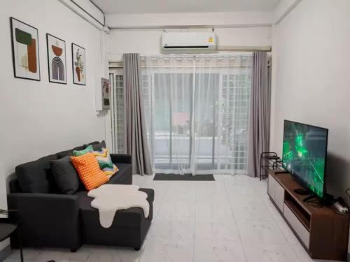 Charoen Nakhon 48 House