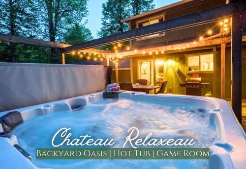 Chateau Relaxeau Game Room Hot Tub Fire Pit
