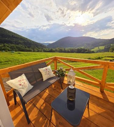 Chatka Niedźwiadka domki w górach z sauną i jacuzzi Beskid Niski