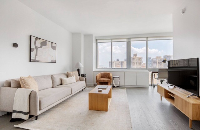 Cheery UES 2BR w/ Gym & W/D, nr Riverside & Central Park, by Blueground