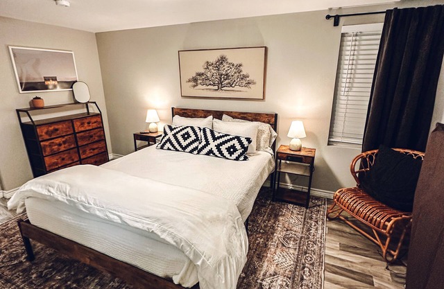 Chic 1-bedroom apartment in Springtown, TX with AC, WiFi