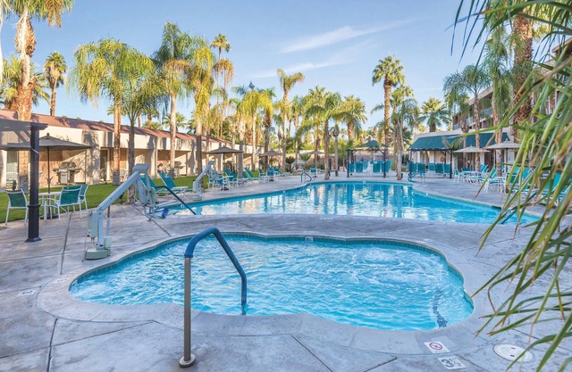 Chic 2-bedroom in enjoyable Palm Springs