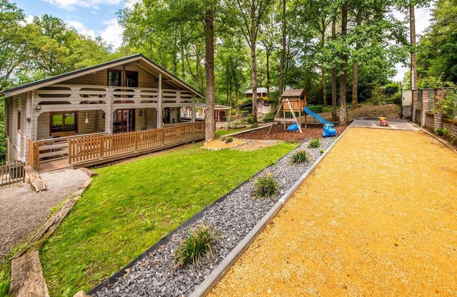 Chalet elegante con bienestar
