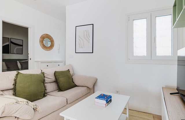 Chic Fuente del Berro 1BR w/ Washer, Fully Furnished, by Blueground