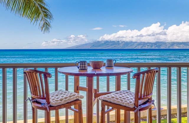 Romance on top of the ocean-Amazing View-Large Lanai comfy daybed-Cold AC