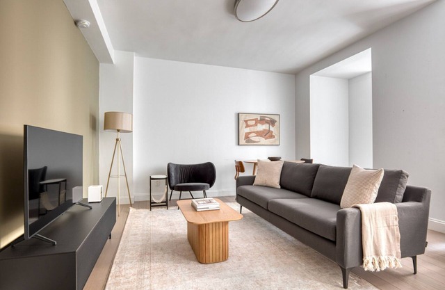 Chic UWS 1BR w/ Gym, Elevator & W/D, nr Central Park, by Blueground