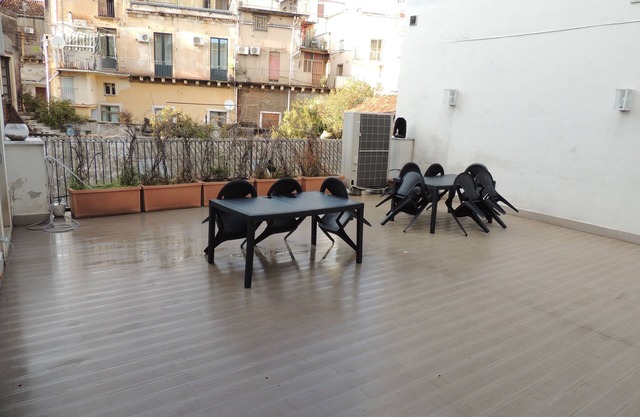 Chicca suite with terrace in the heart of the historic center of Catania