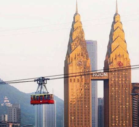 Chongqing Jiangbei Guanyinqiao Pedestrian Street Berry Hotel