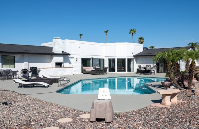 CineLuxe Retreat by HomeSlice Stays