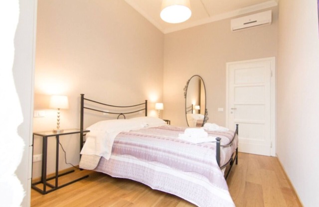 Cittadella 5 - Tres Habitaciones Piso, Capacidad 8