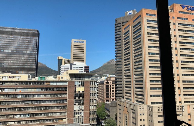 City Centre 1 Bedroom Apartment next to ICC with Wifi and AC