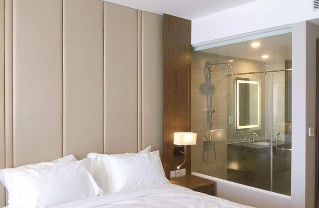 City View Balcony 5 * Apartment, FREE Gym & Pool