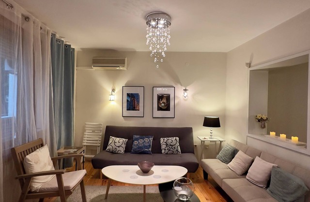 CityCentre Gem / In the heart of the city / Free Parking