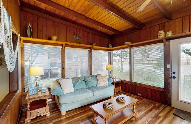 Classic Lakefront Cottage w/ Private Dock, Lovely Lake View, Backyard & WiFi