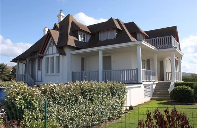 Cerca de playas, la Villa Namouna en Deauville ofrece una hermosa vista del mar,