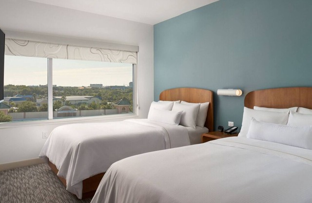 Close to Local Attractions! 2 Spacious Accommodation | Free Breakfast + Pool